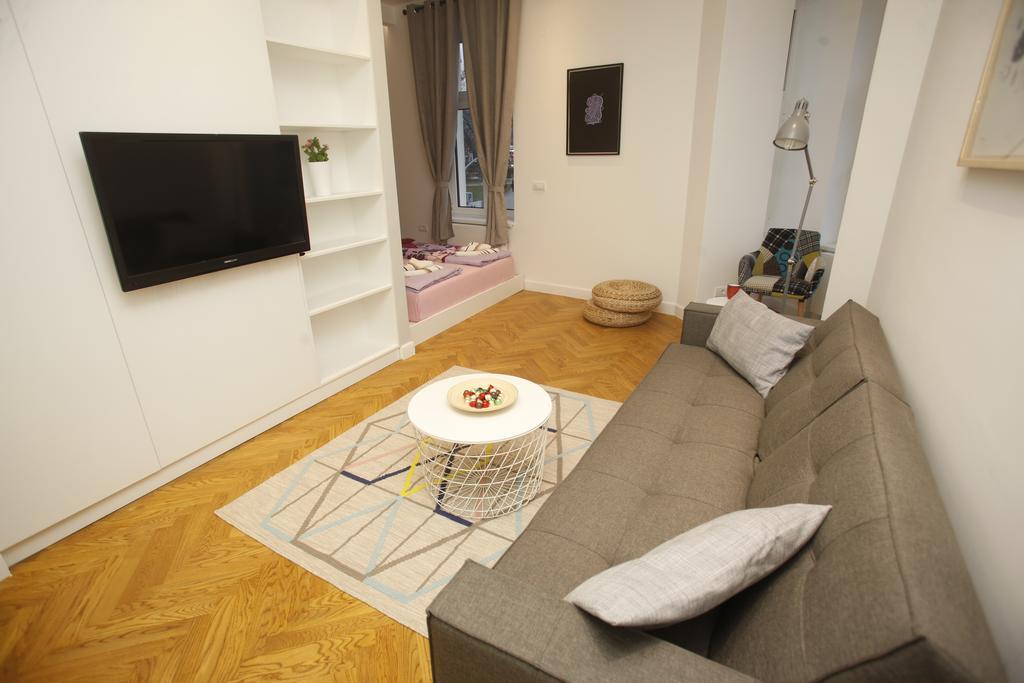 Tramvaj Apartments Белград Экстерьер фото