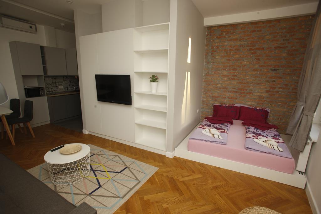Tramvaj Apartments Белград Экстерьер фото